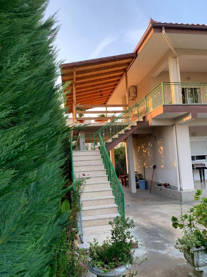Villa Cerpja Kamez Екстериор снимка